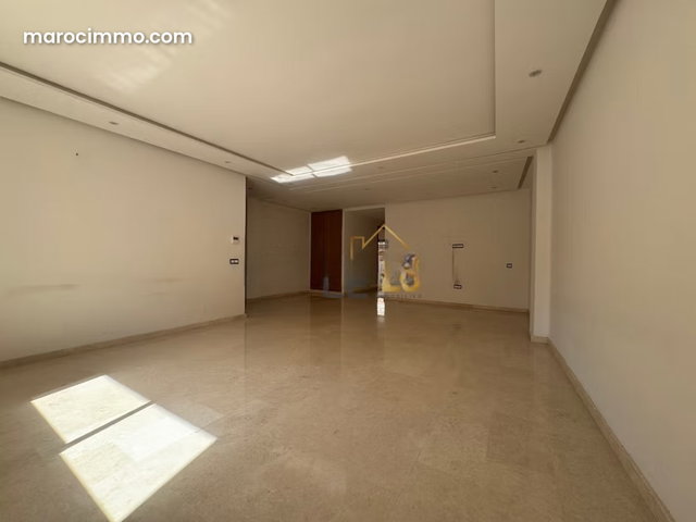Très Bel Appartement À Louer À La Route De Casa — 3