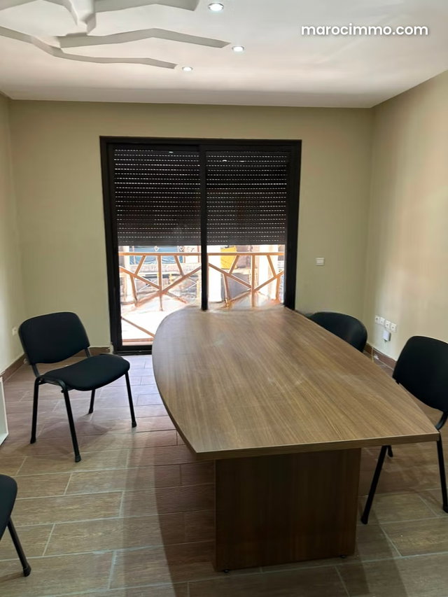 Location plateau bureau 56 m² Gueliz — 2
