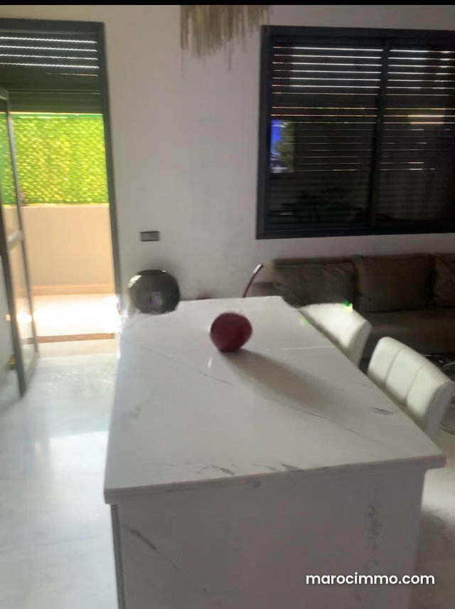Rent this 2-bedroom apartment in Rdj, Targa, long-term only. No subletting. Total surface area 100 m². Fully furnished — 5