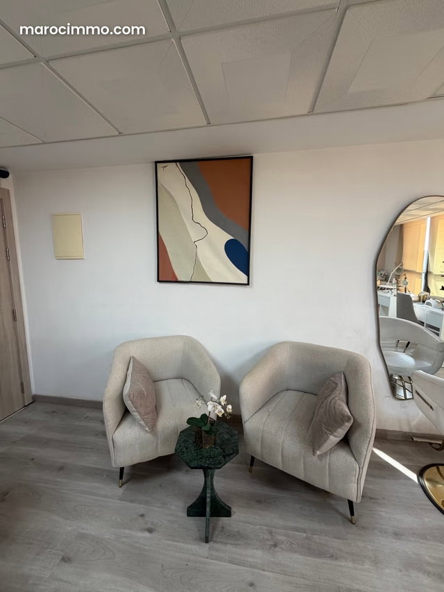 Salon de beauté location — 2