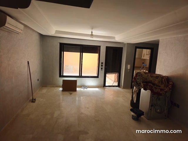 For Rent – Stunning Empty Duplex in Front of Lycée Victor Hugo, — 2