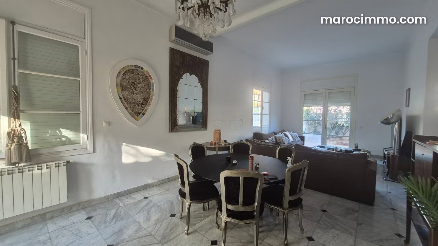 Villa à rénover à l'Oasis, Casablanca, un beau potentiel — Casablanca