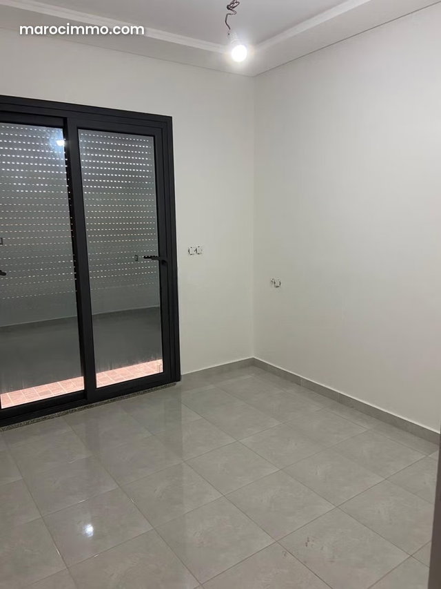 Louez cet appartement à Marjane. Surface de 60 m². Fenêtres double vitrage — 5
