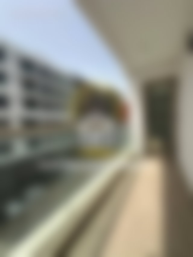 شقة عصرية بشرفة للإيجار في حي البرنسيسات الدار البيضاء — 5