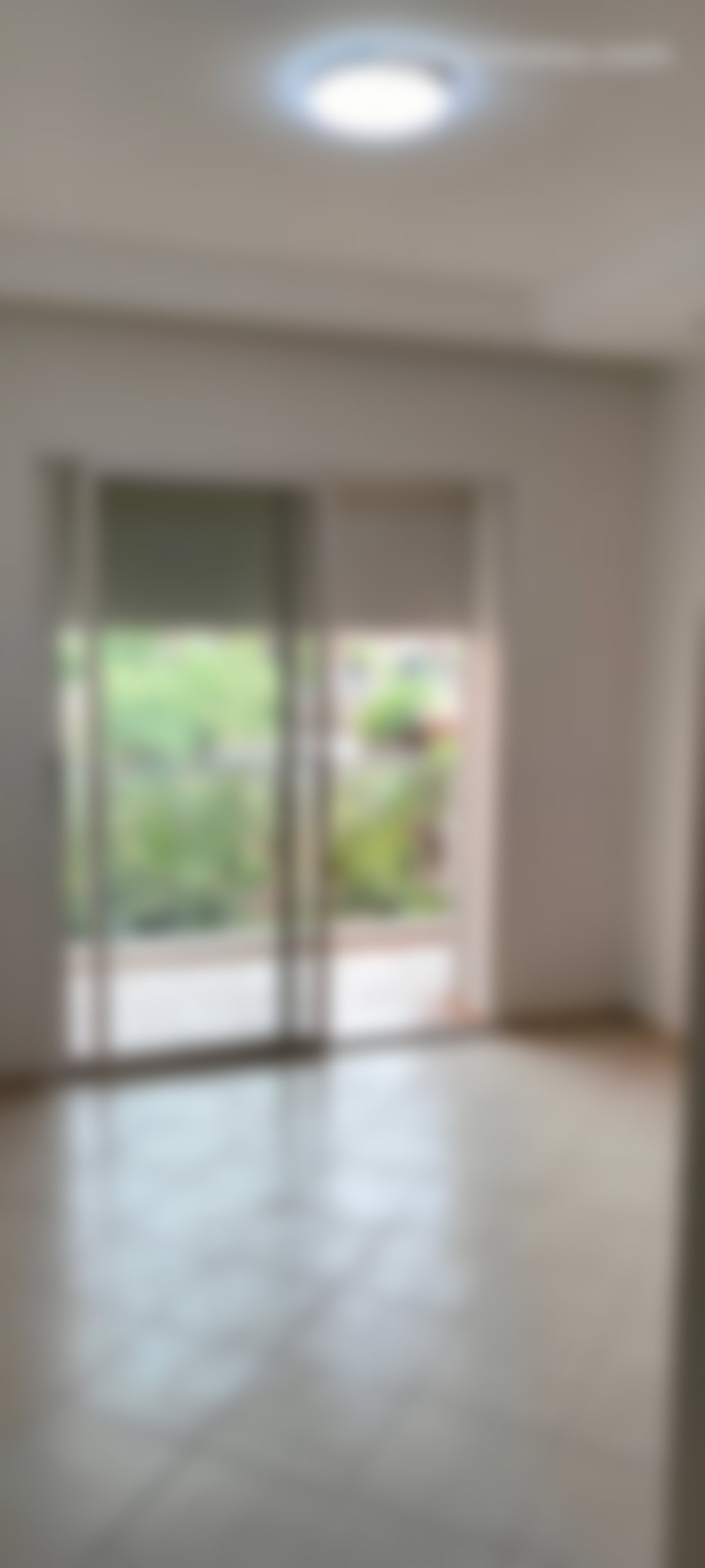 شقة مشرقة بحديقة ومسبح للبيع في سكار مراكش