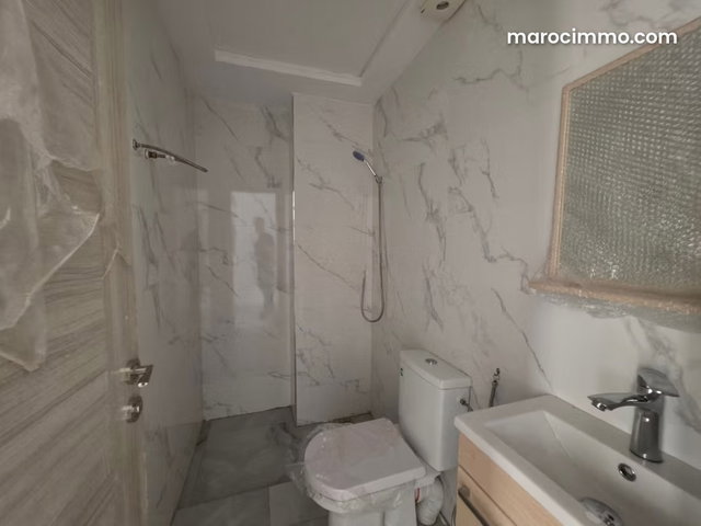 Bureau 33 m² idéal pour profession libérale — 2