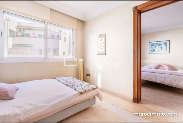 Appartement de 220 m² à Casablanca — 4