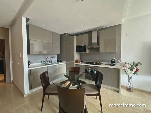 Très bel appartement à louer à Casablanca Finance City. Dimension 120 m². Nouveau mobilier — الدار البيضاء