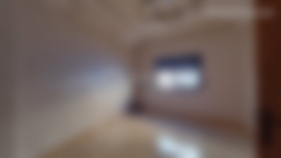 شقة بطابقين وشرفة فسيحة للبيع بحي السلام المحمدية