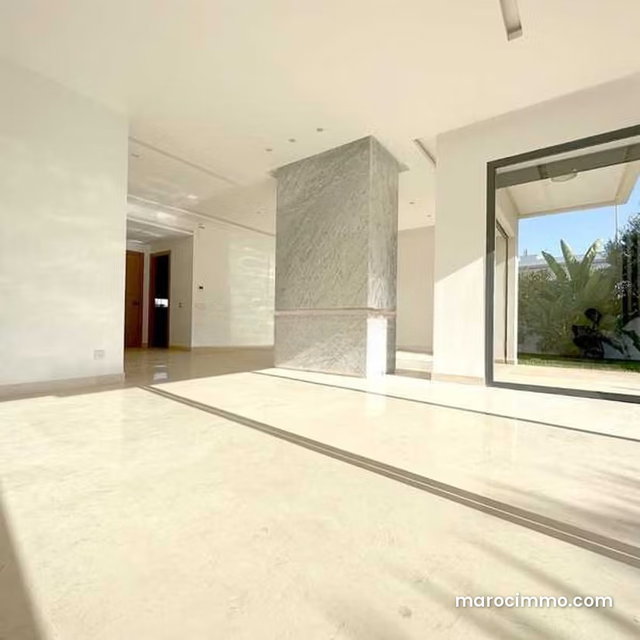 Villa à Vendre de 289.0 m² à Casablanca, Ain Diab Extension 2 — 4