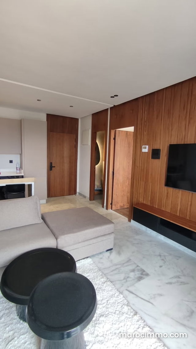 À louer studio – Quartier Les Hôpitaux — 4