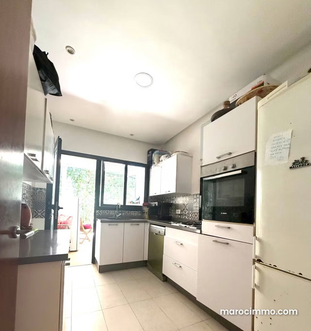 Ravissant appartement rez de jardin — 5