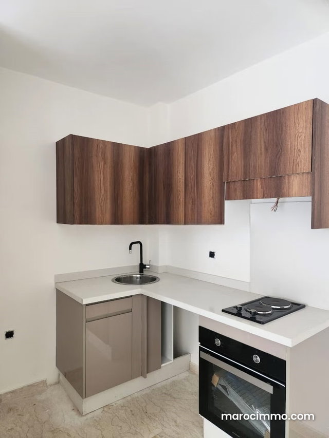 Bureau THS 55m2 Bourgogne ouest prés Ecole Ilbilia — 5