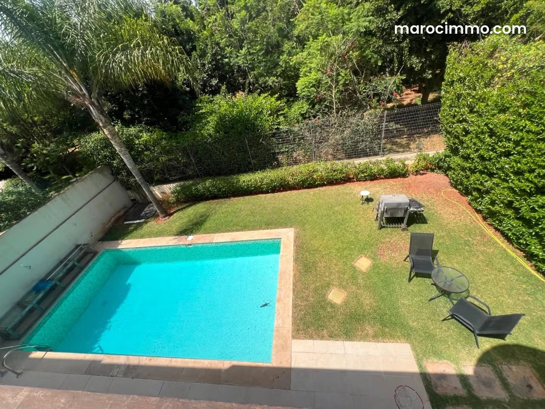 Villa avec piscine à louer à la Ville Verte, Bouskoura — Bouskoura