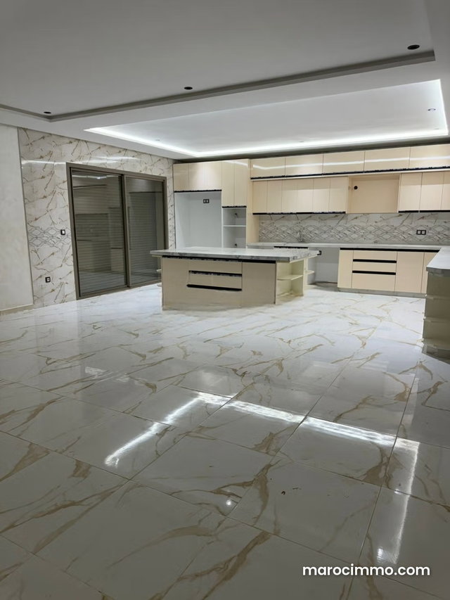 Villa de Luxe avec Piscine – 6 Suites – Quartier Ministère — 4