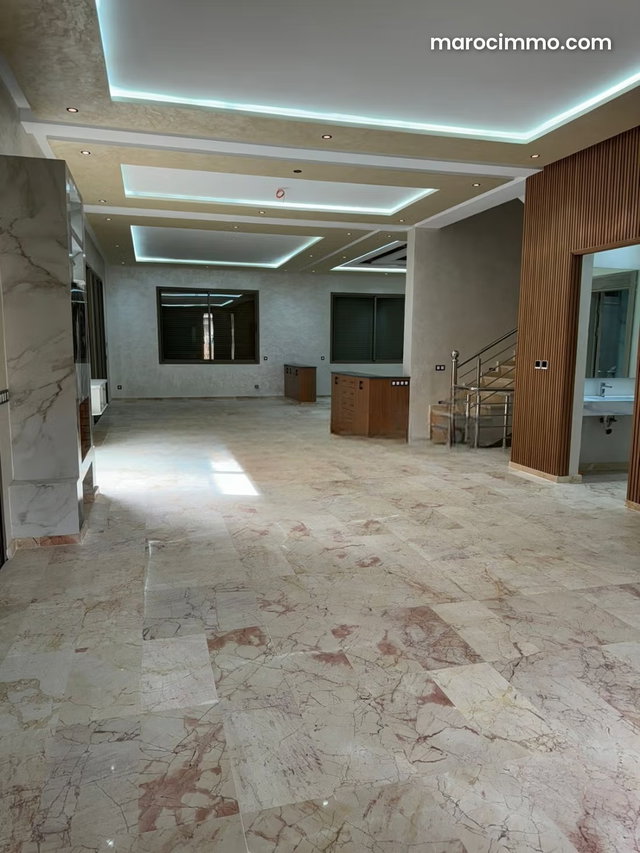 Villa de Luxe avec Piscine – 6 Suites – Quartier Ministère — 3