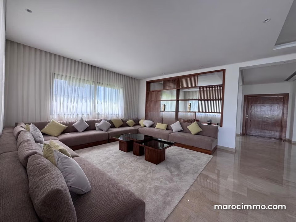 Luxurious Villa for Rent on El Menzeh Road to Zaer