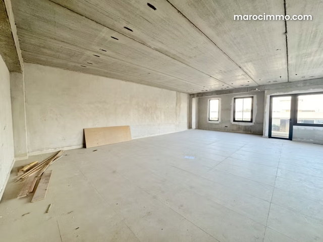 Plateau bureau neuf à la location — 4