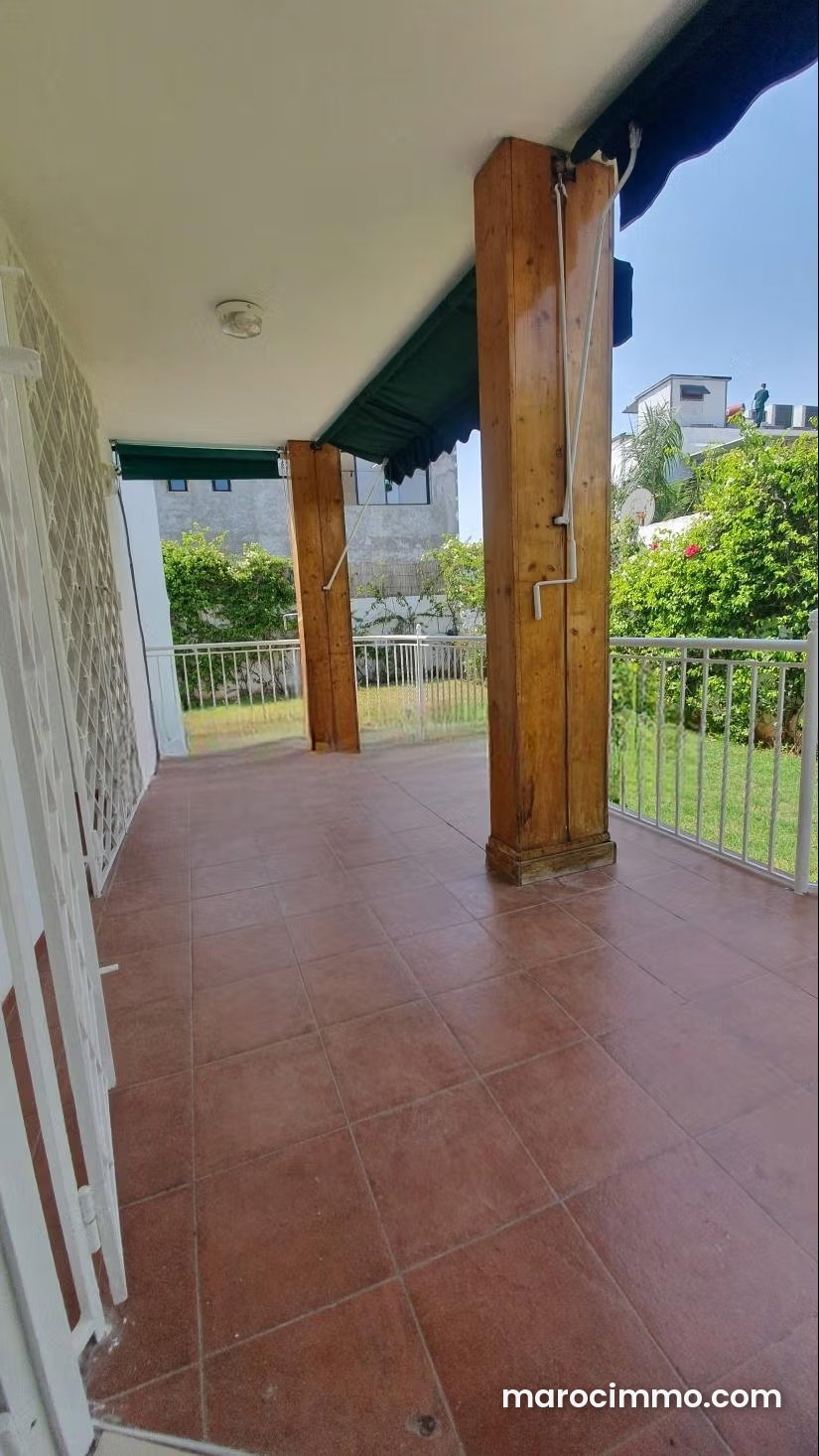 Villa lumineuse à louer au C.I.L, Casablanca — Casablanca