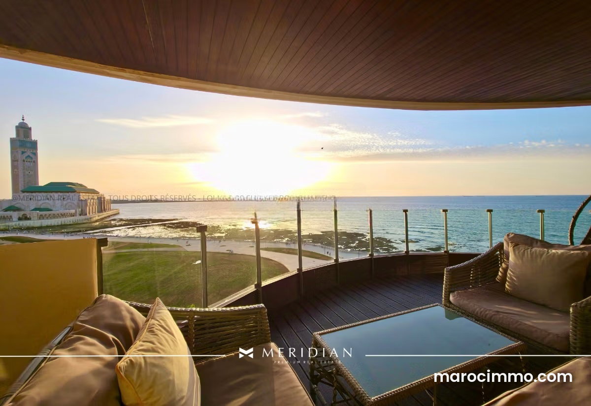 Appartement vue mer à la Marina, Casablanca, à vendre — Casablanca