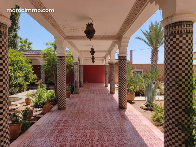 TOP DEAL. 10-Bedroom Guest House on 5,000 sqm — 3
