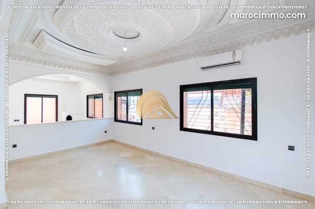Vacant villa for rent in Targa, Marrakech – Secure residence – 350 m² — 4