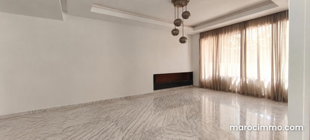 Appartement avec piscine à l'American School — 2