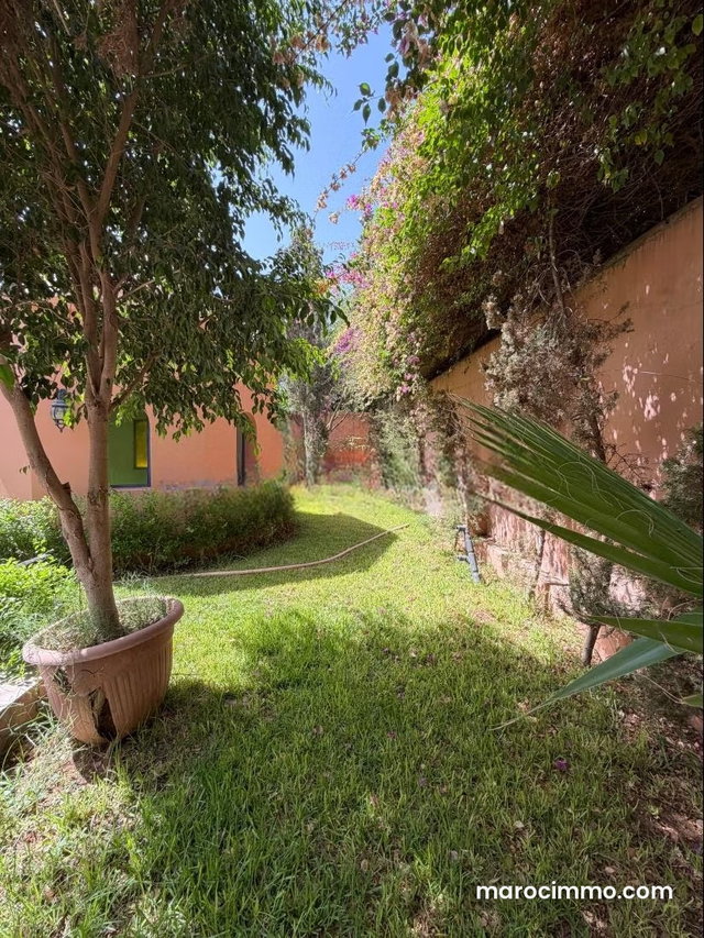 Splendide villa isolée à vendre à Hay Targa à Marrakech. Avec piscine privée et jardin, Superficie 1160 m² — 3
