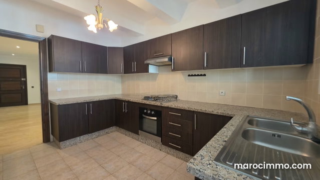 À louer Spacieux appartement de 170 m² à Hay Riad Secteur 23 — 5