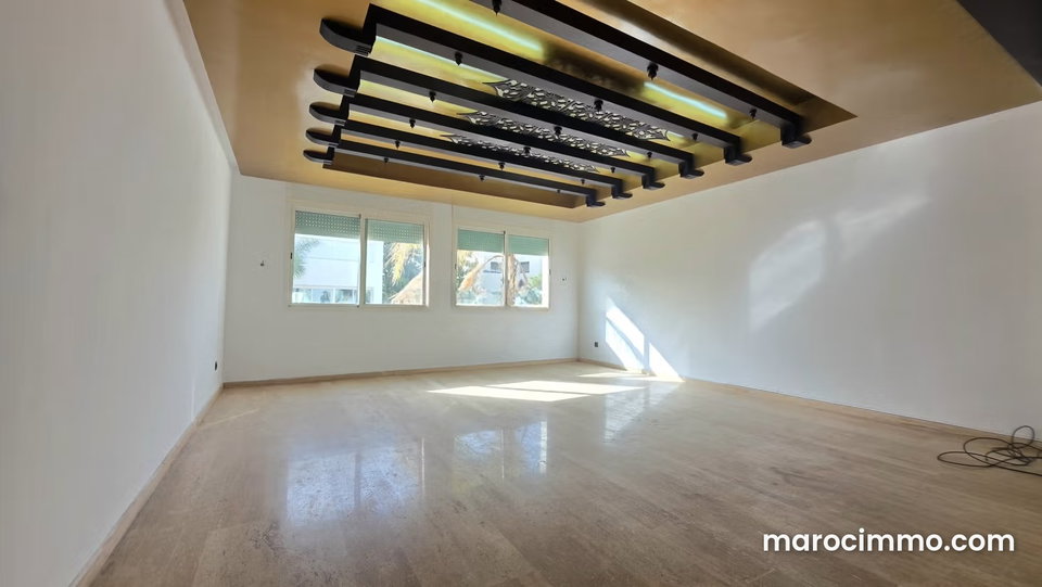 À louer Spacieux appartement de 170 m² à Hay Riad Secteur 23