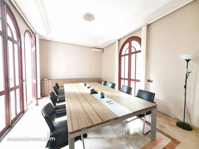 Villa de Bureau, à louer Val d’Anfa — 5