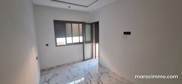 Joli appart res firdouss ain sebaa 3800 dh 1 etg — 5