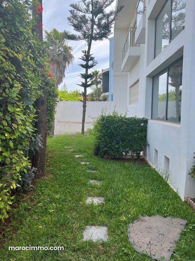 Sale of villa Ain Diab four ch garden pool top — 4