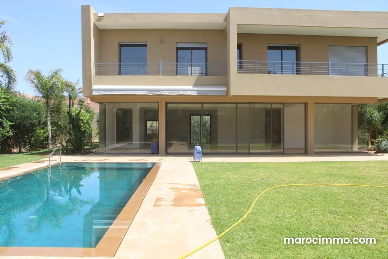 Villa contemporaine 540 m², golf Amelkis, Marrakech — Marrakech
