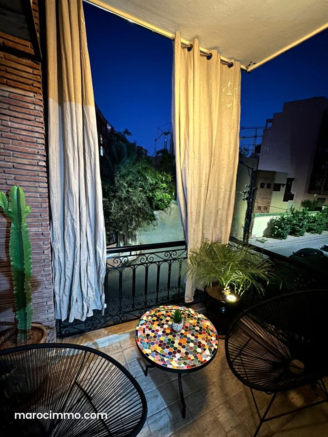 Appartement meublé 111 m², terrasses et vue, Guéliz Marrakech — Marrakech