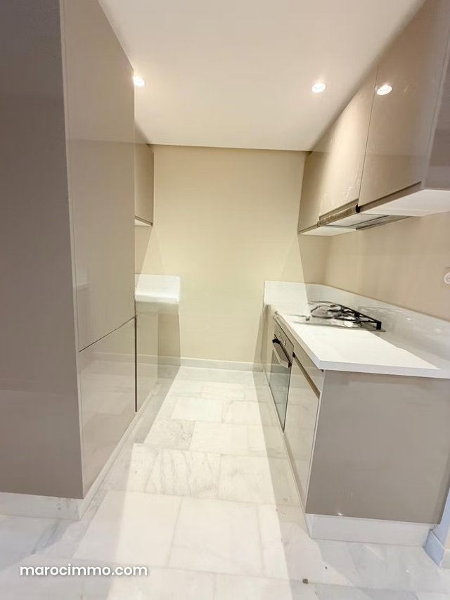 Furnished Apartment with Terrace in Tantonville, Casablanca — 4
