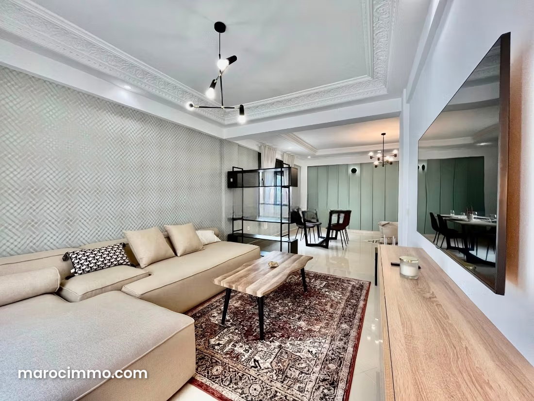 Furnished apartment with terrace for rent in Gauthier, Casablanca — Casablanca
