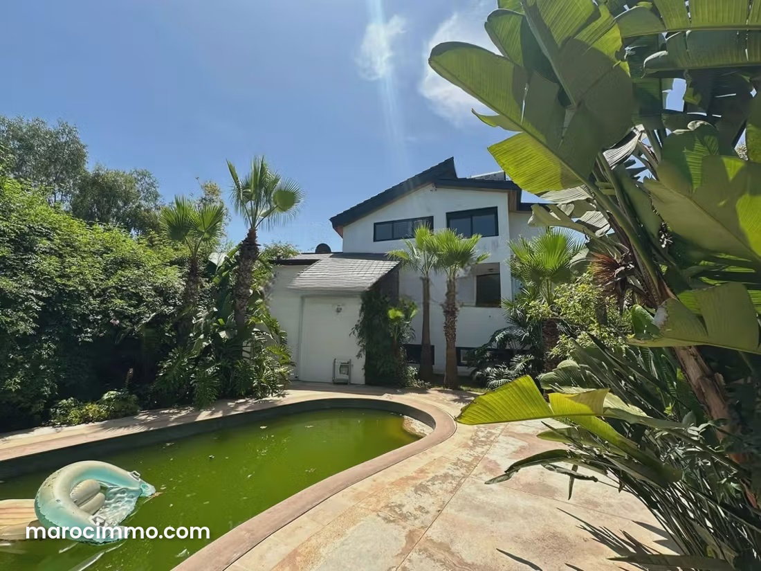 1,300 m² Villa with Independent Loft, Anfa, Casablanca — Casablanca