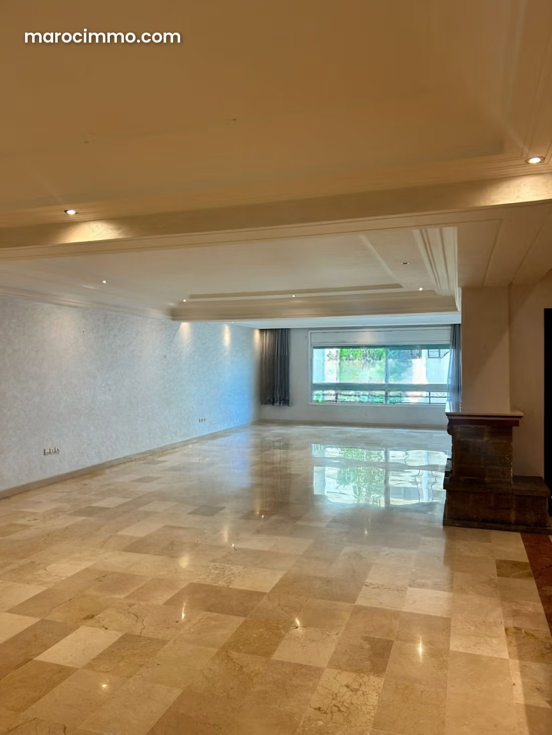 330 m² Apartment in Palmier, for Rent in Casablanca — Casablanca