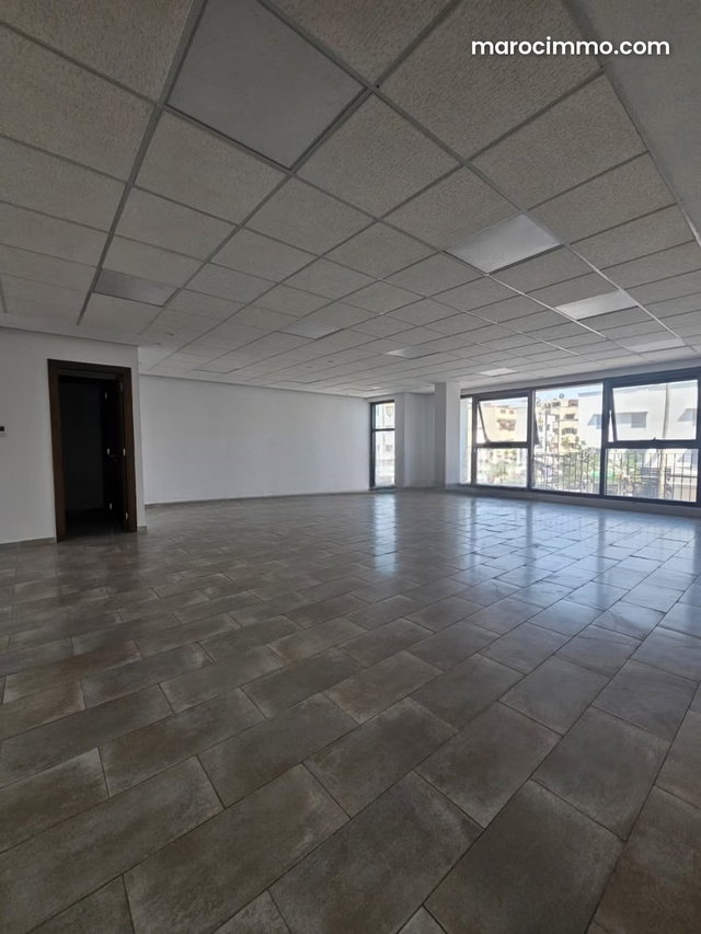 Bureau à louer Mabella Rabat — 4