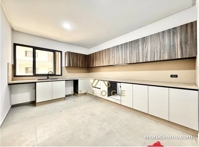 Très bel appartement en location à Ain Diab. 4 chambres agréables — 2