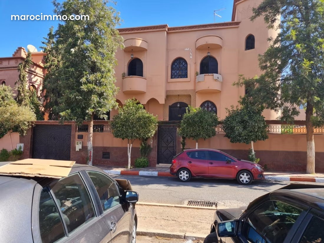 8-Bedroom Villa in Gueliz, Marrakech, Offering Absolute Luxury and Comfort — Marrakesh