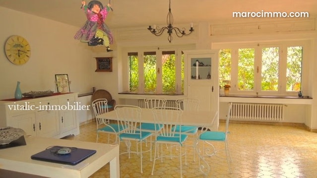 California-style ground-floor villa with large garden — 3
