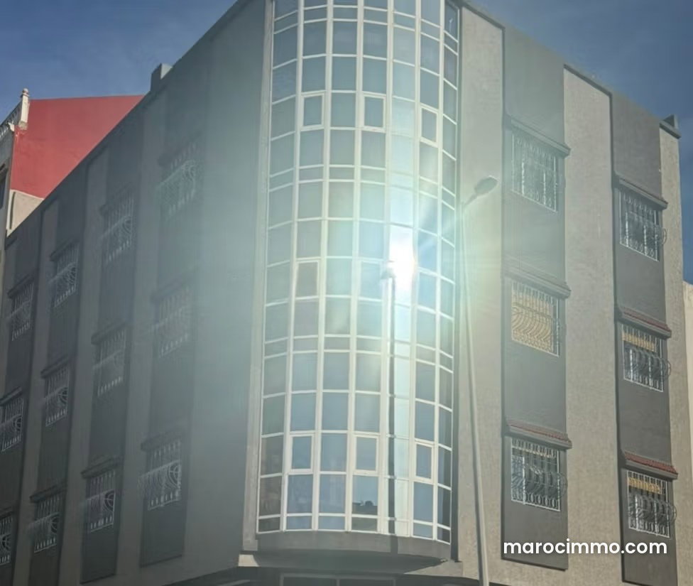 Income-Producing Building, 190 sqm, Mohammed V Avenue, Tangier Mesnana — Tangier