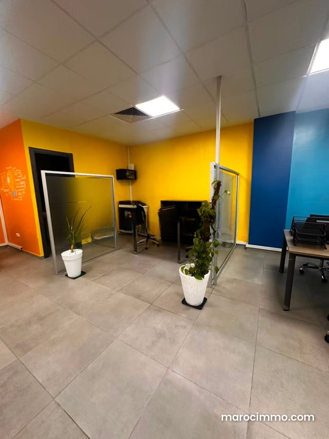 Offices for rent in Sidi Maârouf. 138 m² surface area — 5