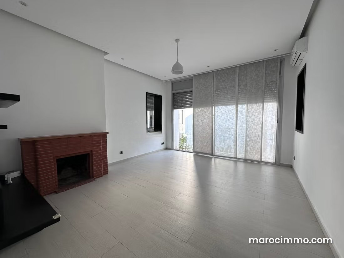 Appartement 3 pièces à louer à Hassan Rabat avec terrasse — Rabat