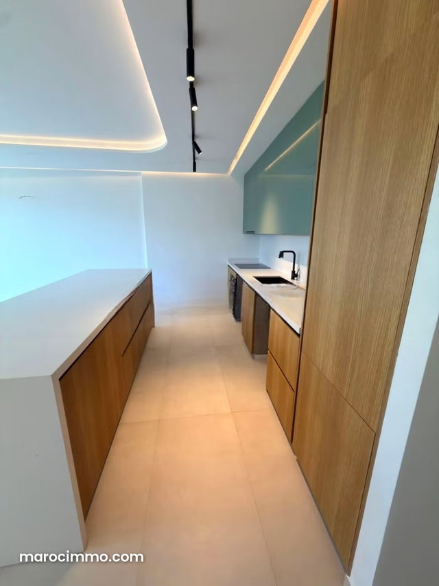 Rare Opportunity – Luxurious High-End Duplex in Palmier — 4