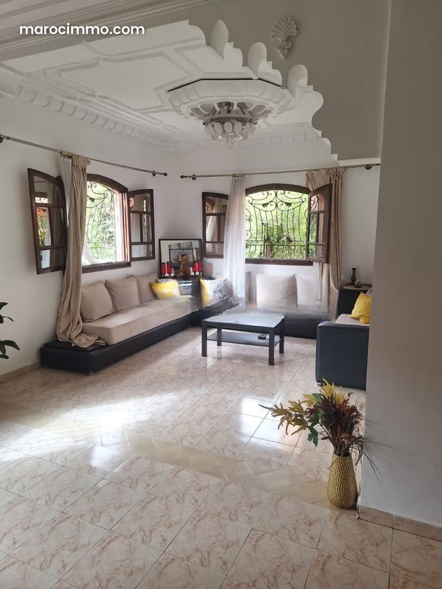 À louer – Étage de villa Hay Saâda — 4