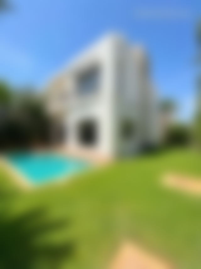 329 m² Villa with Pool and Garden for Sale in Dar Bouazza — Dar Bouazza