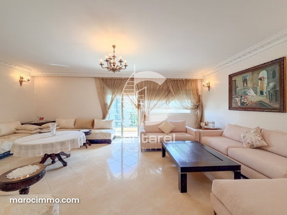 Appartement 5 pièces avec terrasse au cœur de Gauthier Casablanca — Casablanca